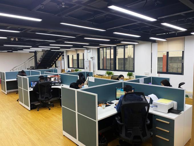 オーダーメイド ホッケースライドボード ポーランドのプレミアム シリコンスプレー ホッケータイルのためのセーフ 7